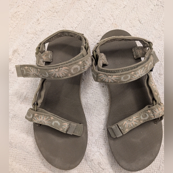 Teva Women's Original Universal Sandal, Size 9 - Picture 6 of 8